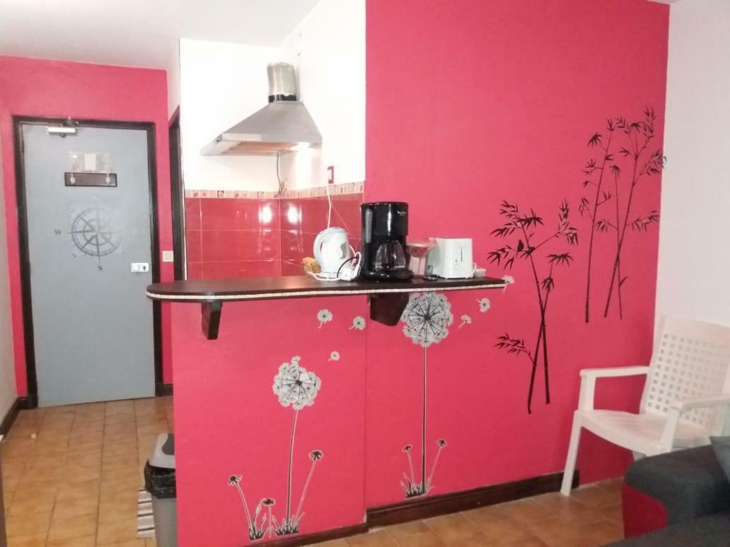 Studio A Louer Proche Des Plages Apartment Sainte-Anne Luaran gambar